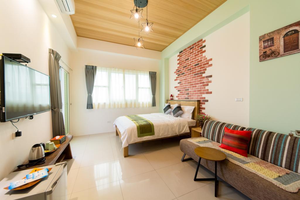 Fruit B&B Цзяоси Экстерьер фото