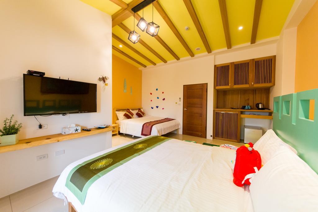 Fruit B&B Цзяоси Экстерьер фото
