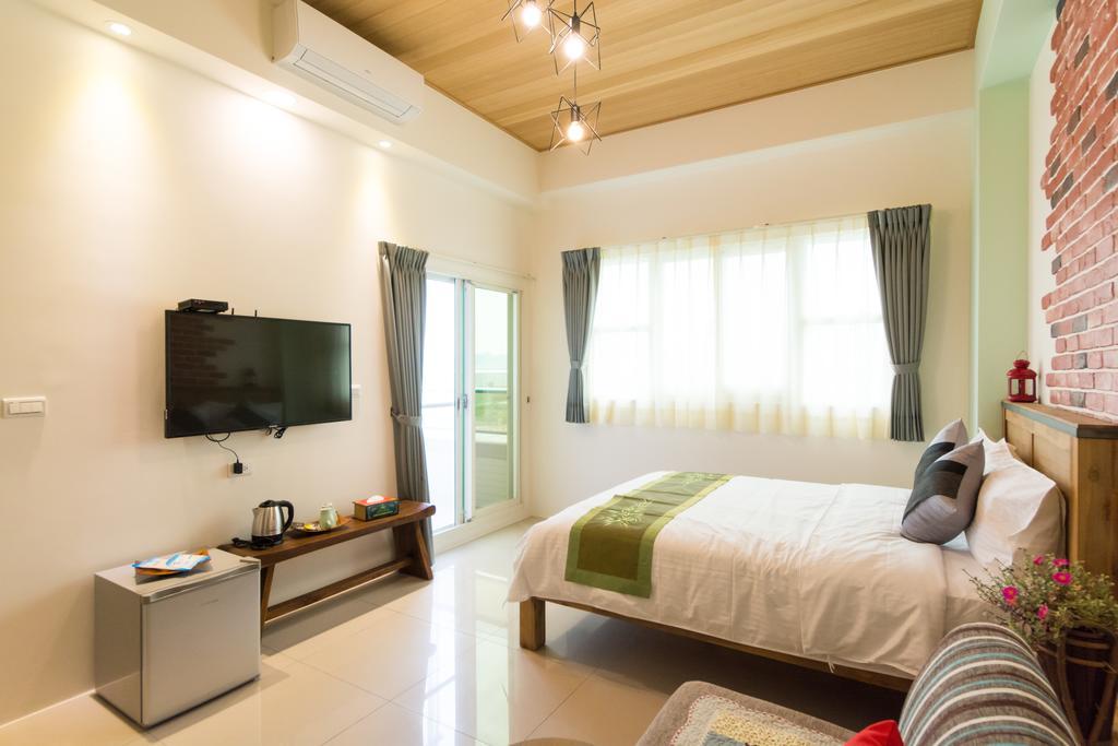 Fruit B&B Цзяоси Экстерьер фото